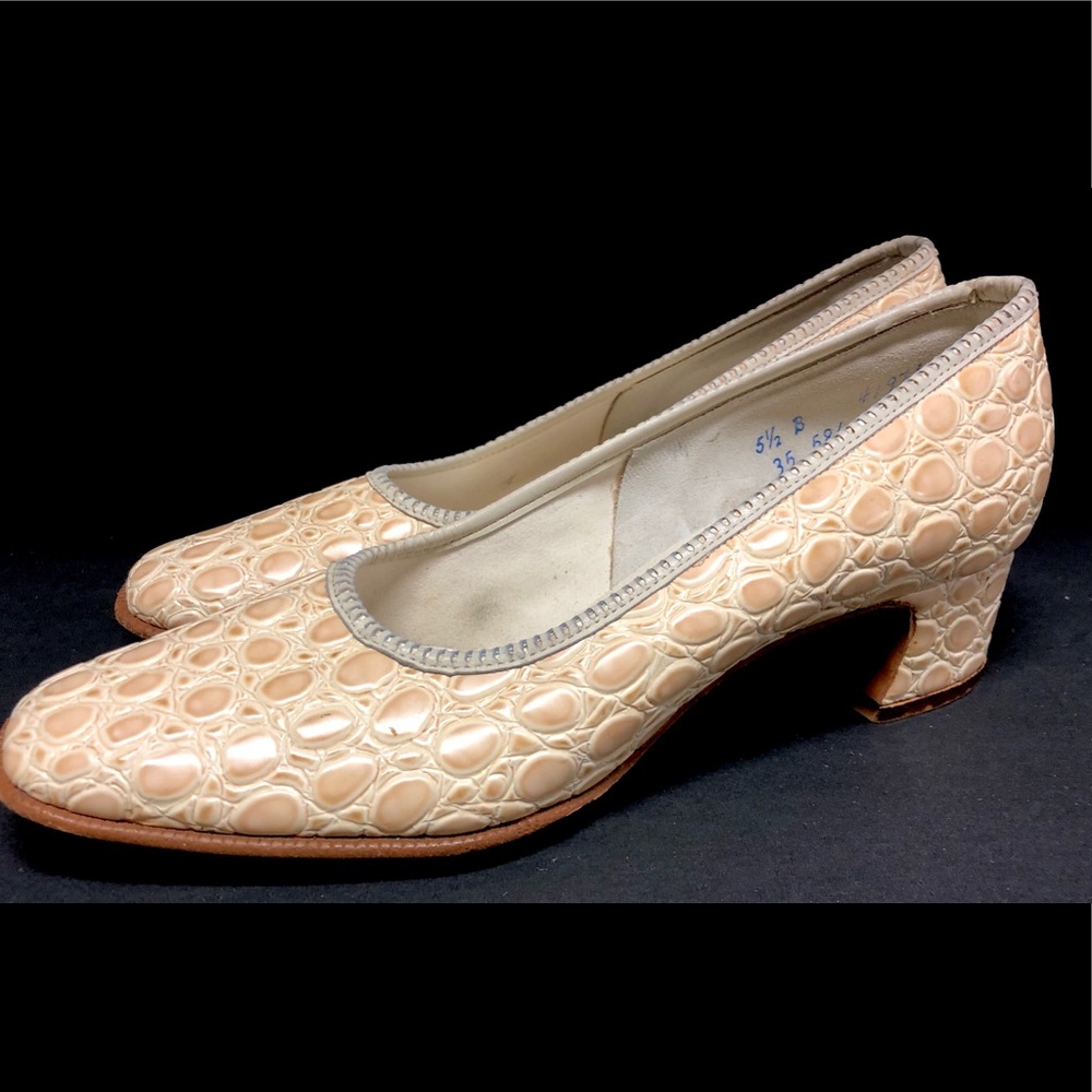 Vintage DeLiso Tan Reptile Embossed Pumps Sz 5.5 B